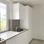 Charmante Altbauwohnung Mit Seeblick & Balkon
